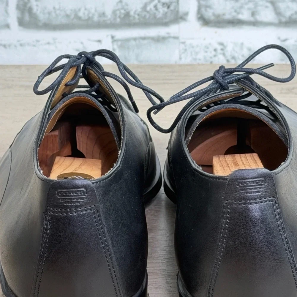 Coach Black Leather Apron Toe Derby Dress Shoes 9D